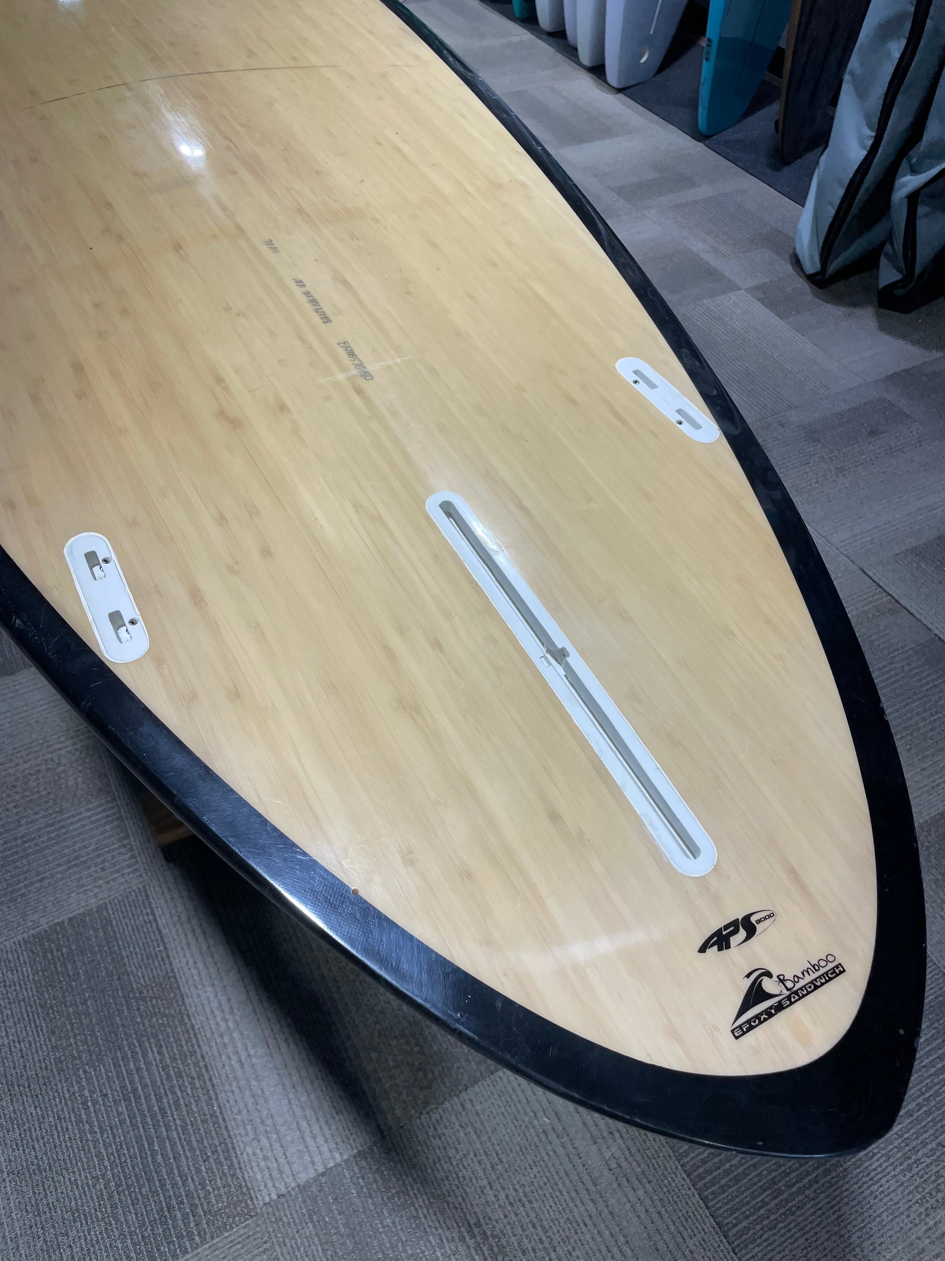 USED - Creed 8'4" x 29" 118L